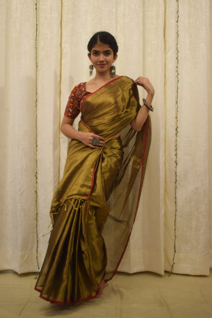 Anaghā - Gold Mul-Zari Tissue Saree