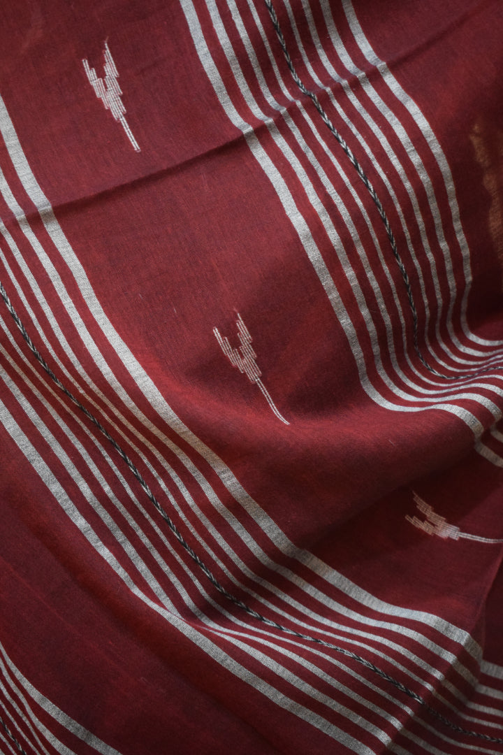 Ravipriya: Maroon Mulmul Buti Saree