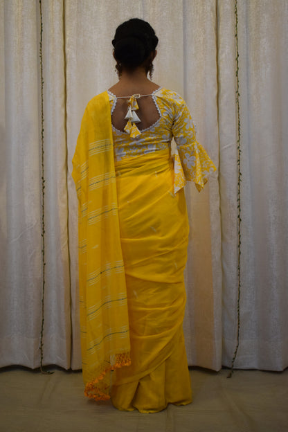 Hridhi: Mustard Yellow Mulmul Buti Saree