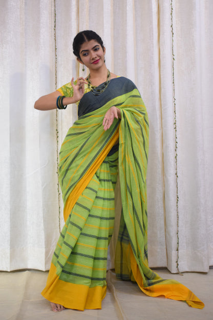 Hrutvi: Pistachio Green Dhaniakhali Cotton Saree