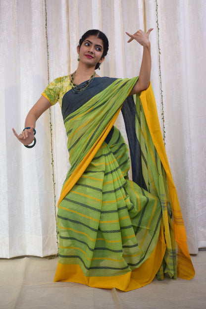 Hrutvi: Pistachio Green Dhaniakhali Cotton Saree