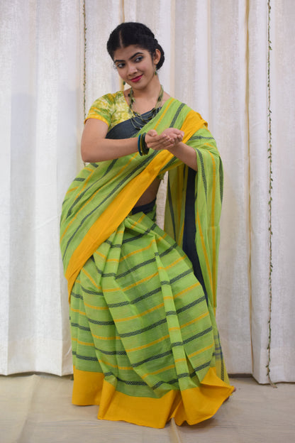 Hrutvi: Pistachio Green Dhaniakhali Cotton Saree