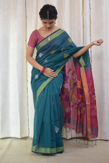 Vedhā: Blue & Green Cotton-Silk Jamdani Saree