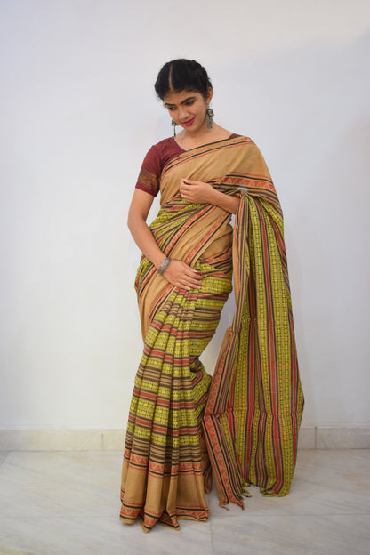 Āshirya- Green & Red Dhaniakhali Cotton Saree