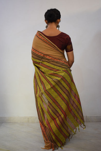 Āshirya- Green & Red Dhaniakhali Cotton Saree