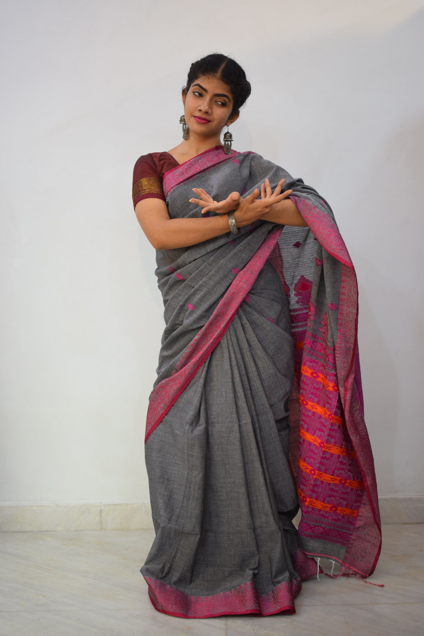 Deveshi- Grey & Pink Khadi Kota Cotton Jamdani Saree