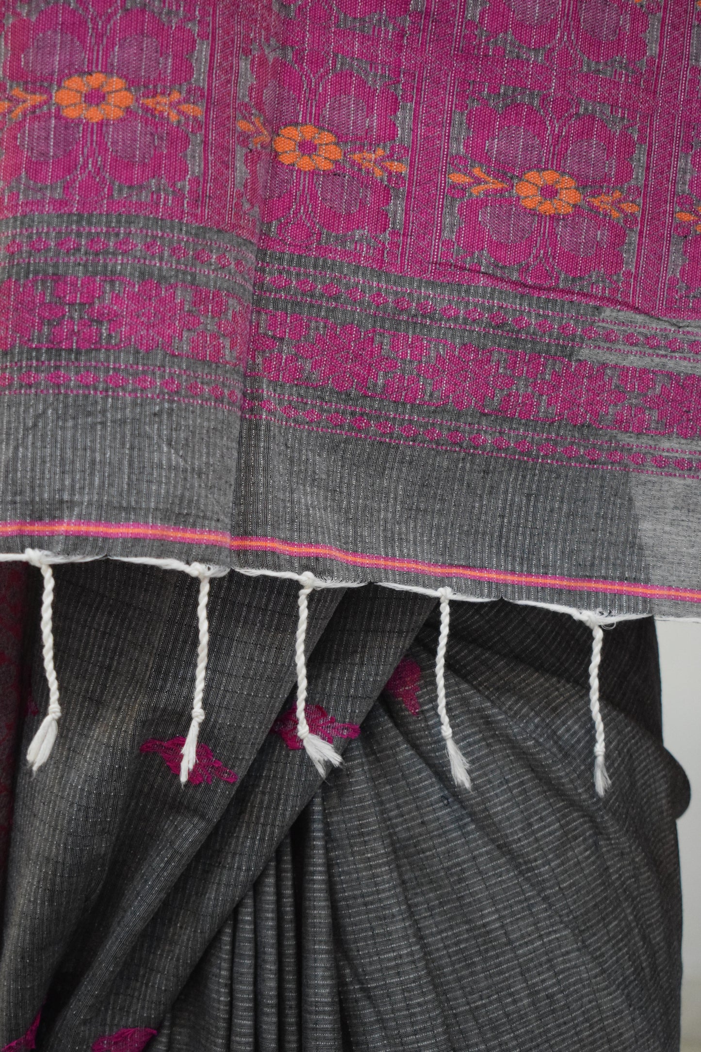 Deveshi- Grey & Pink Khadi Kota Cotton Jamdani Saree