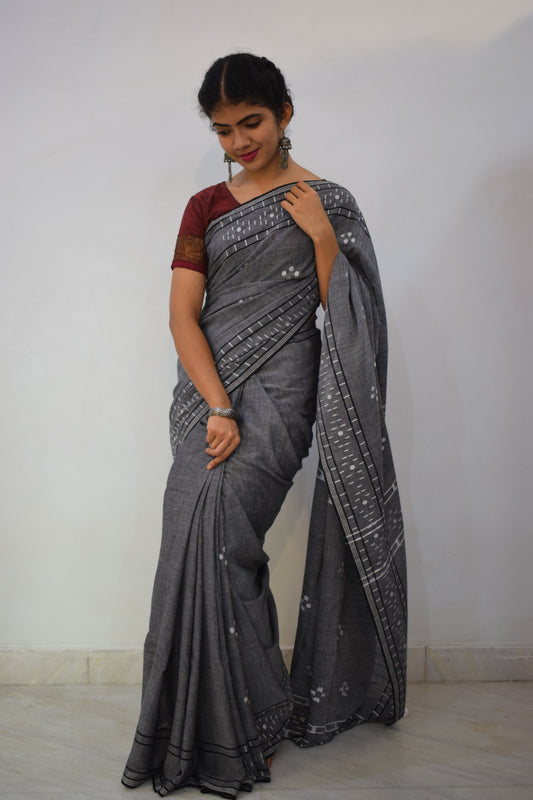 Brindā- Grey Khadi Cotton Jamdani Saree