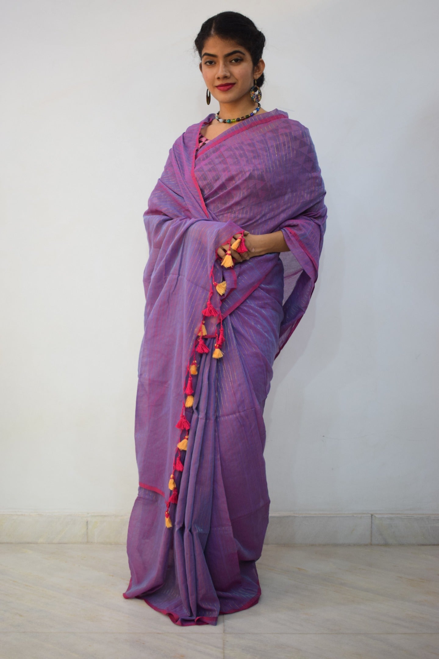 Niranjana- Lavender Mulmul-Zari Stripes Saree