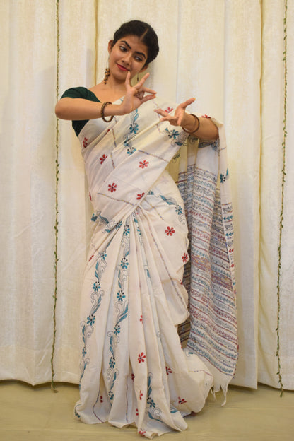 Pranavi: Pearl White Khadi Cotton Kantha Saree