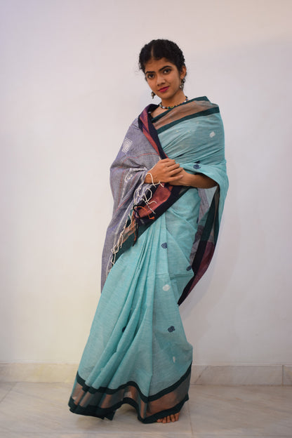 Jaladhijā- Blue Khadi Cotton Jamdani Saree