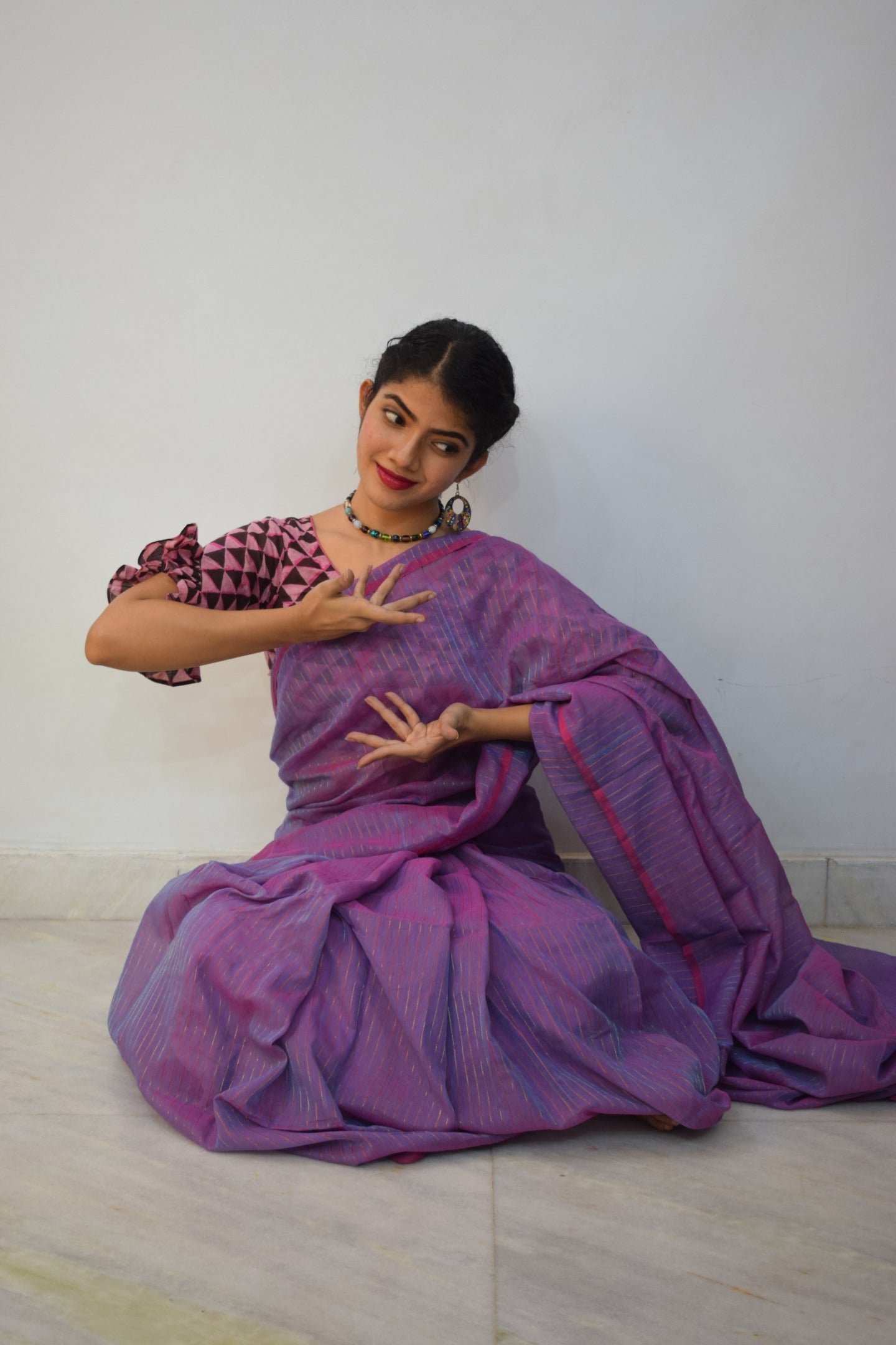 Niranjana- Lavender Mulmul-Zari Stripes Saree