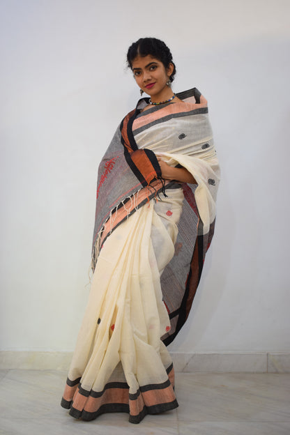 Hansikā- Off White Khadi Cotton Jamdani Saree