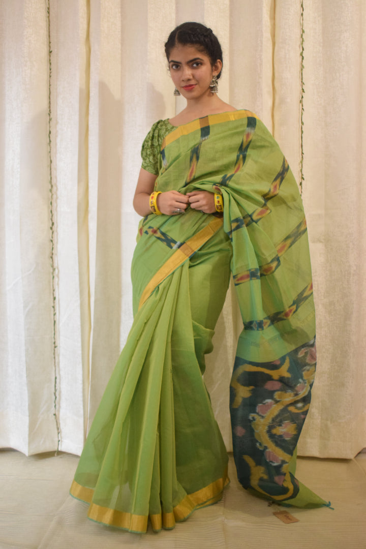 Sātviki- Green Cotton-Silk Pochampally Ikat Saree