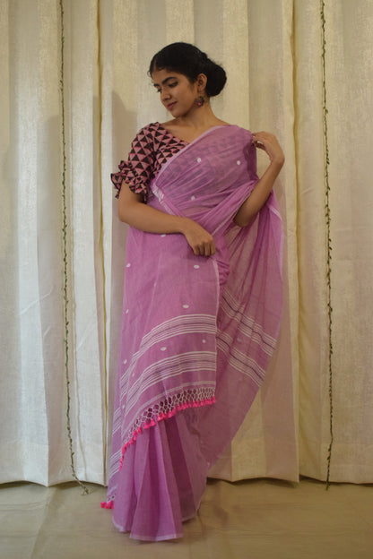 Antarā: Mauve Mulmul Buti Saree