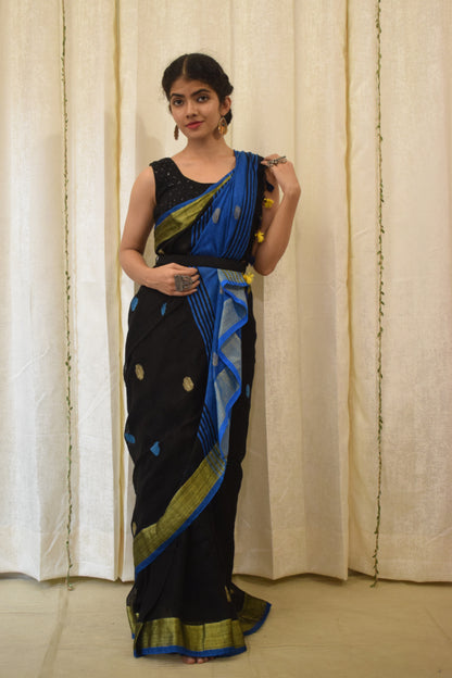 Kiara: Black Linen Jamdani Saree