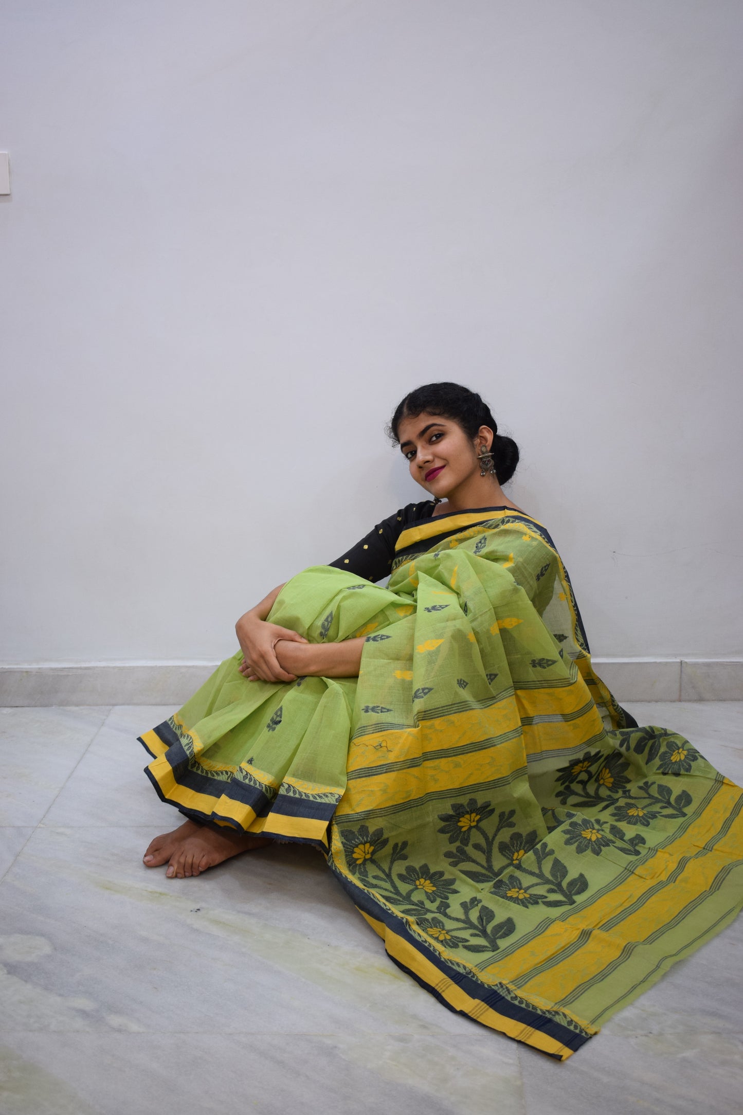 Loukyā- Green Cotton Tangail Saree