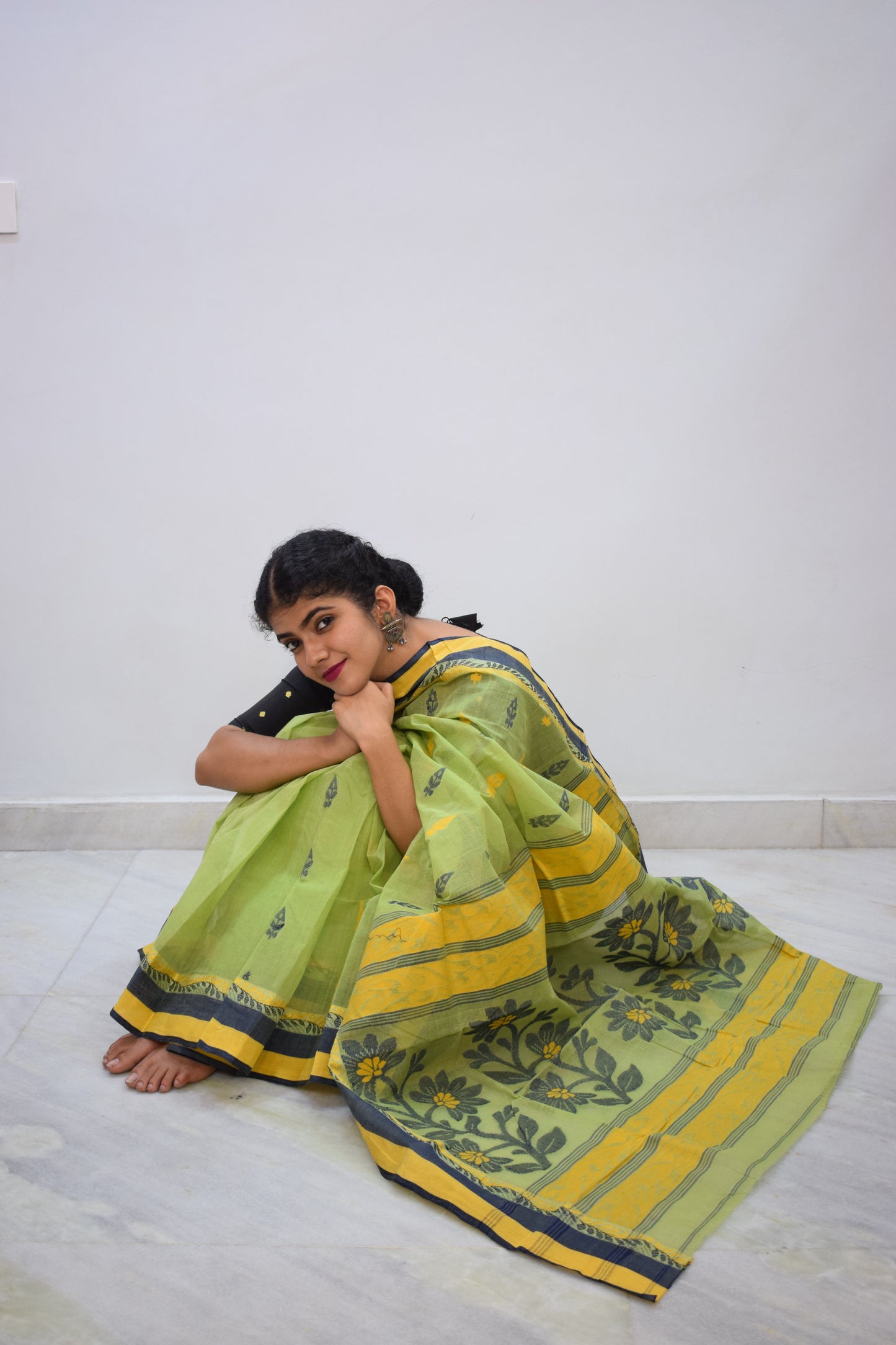 Loukyā- Green Cotton Tangail Saree