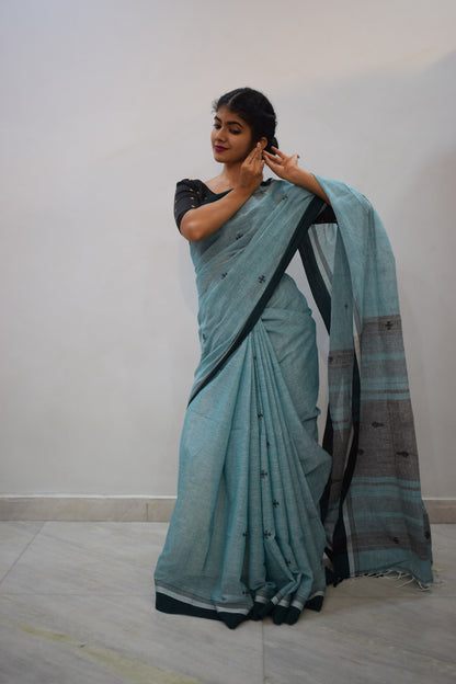 Neelāmbari- Blue Khadi Cotton Jamdani Saree