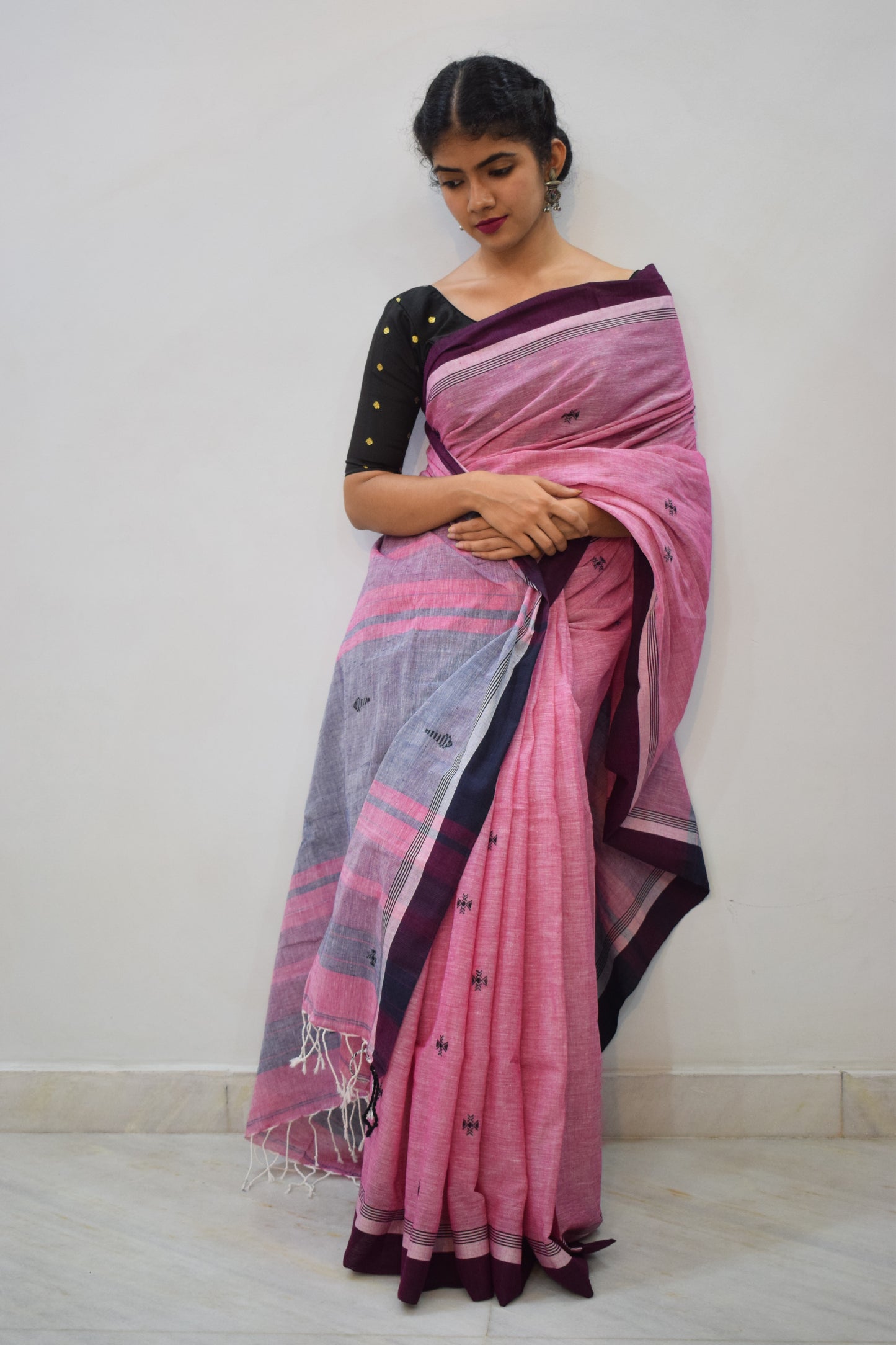 Ameya: Pink Khadi Cotton Jamdani Saree