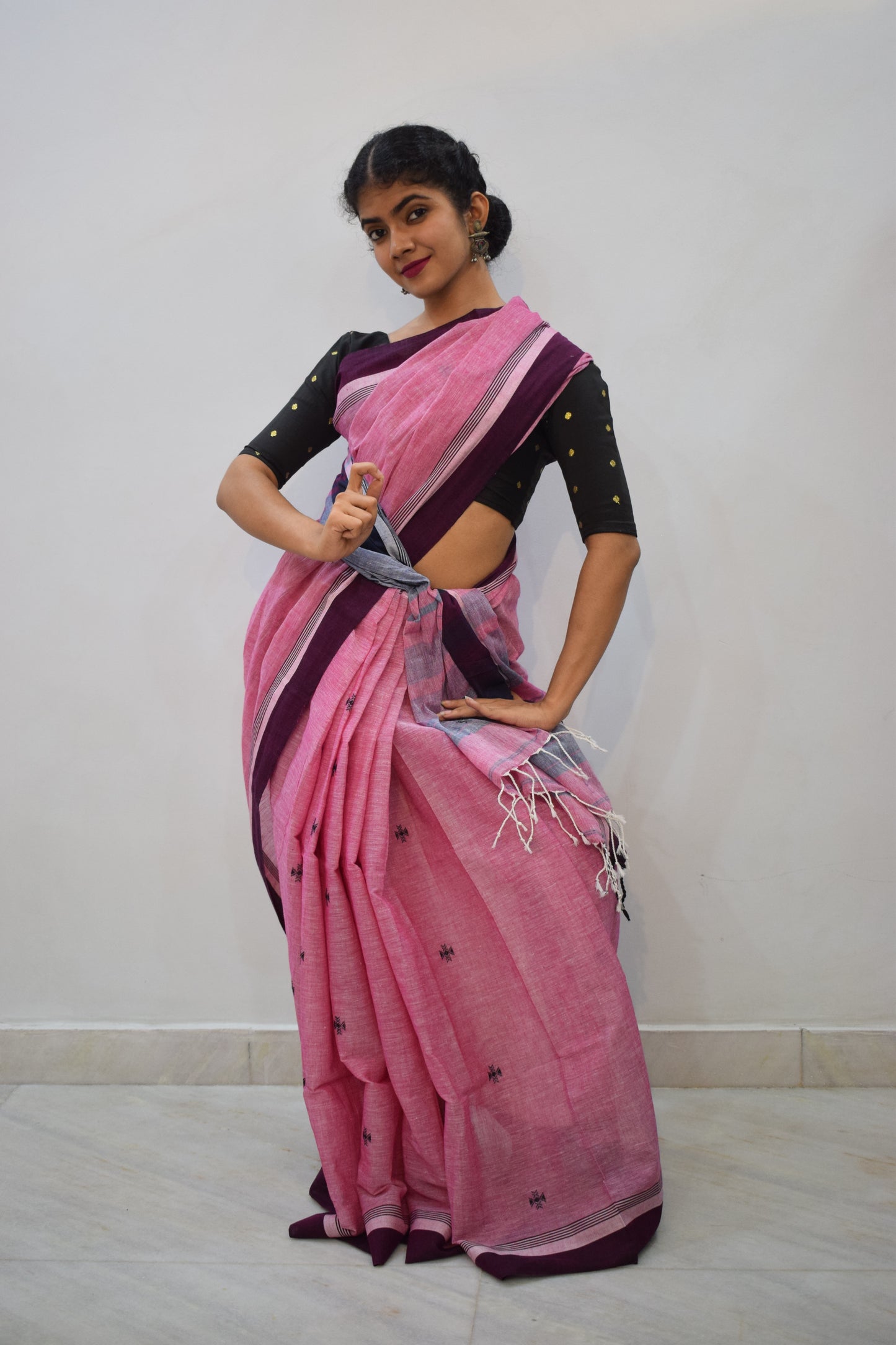 Ameya: Pink Khadi Cotton Jamdani Saree