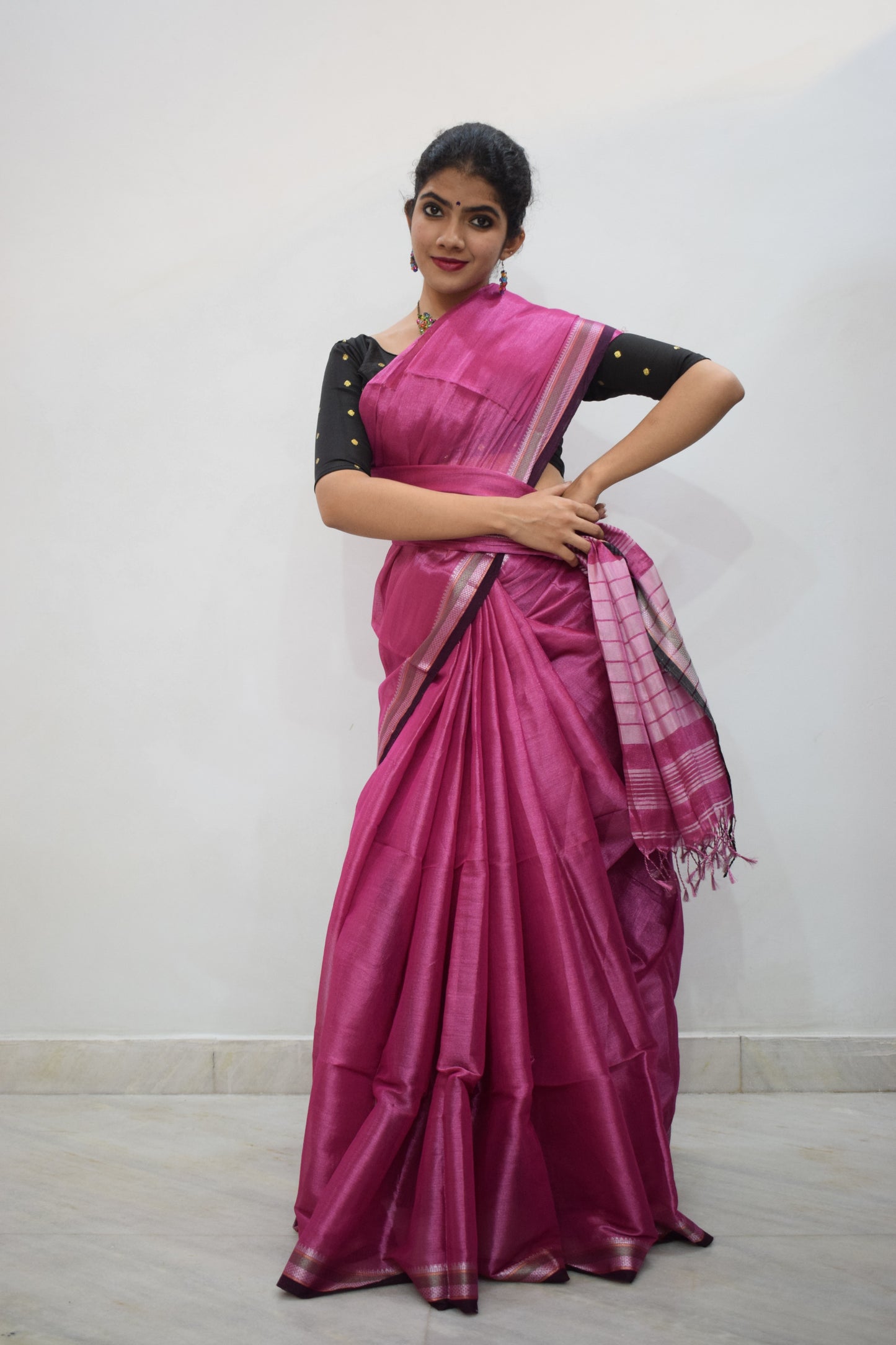 Rājāsi-  Pink Mulmul-Zari Saree