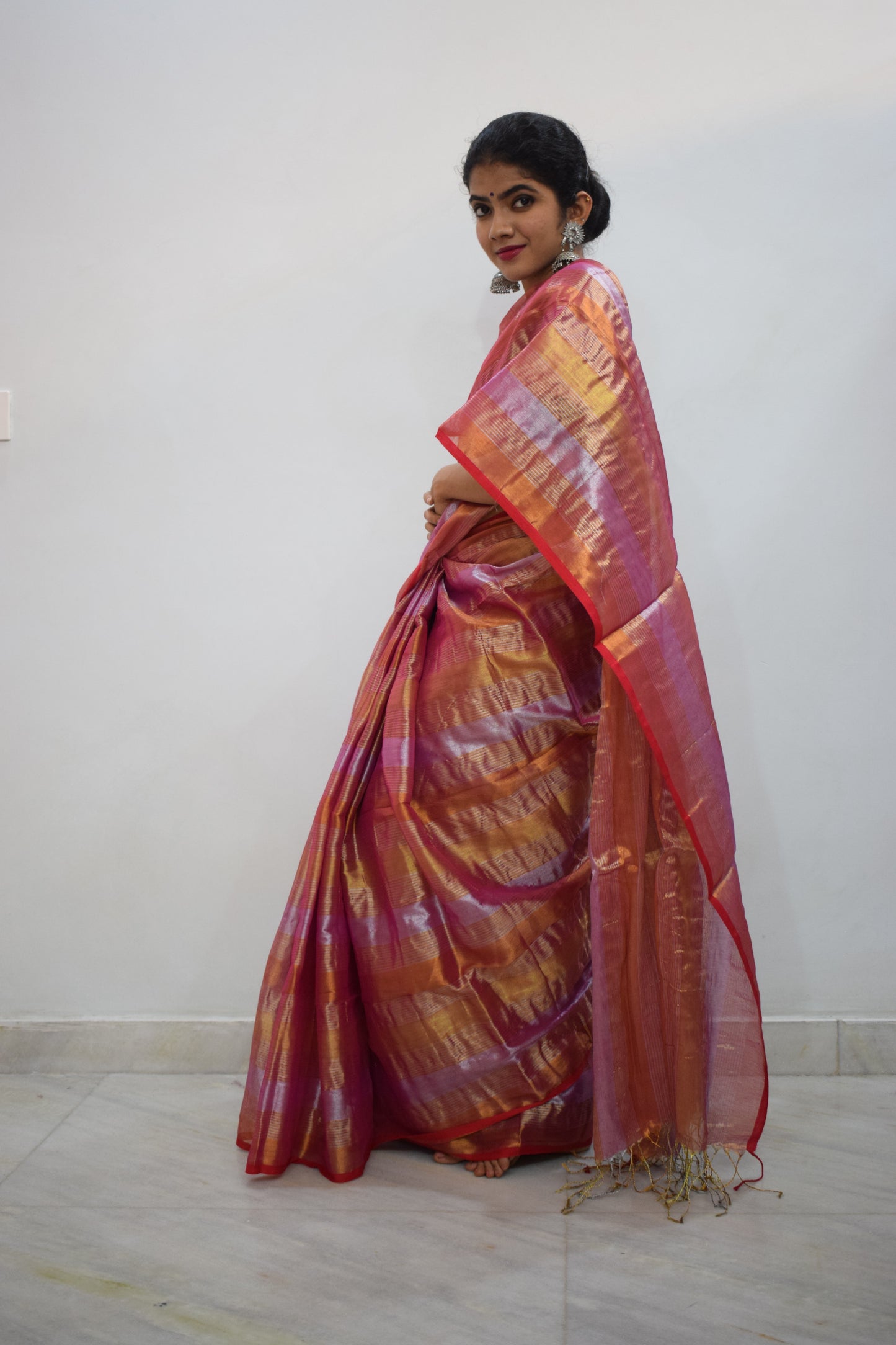 Arunimā- Copper & Pink Mul-Zari Tissue Saree