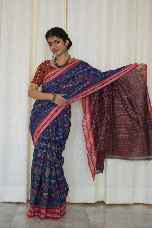 Tanmayi: Teal blue Nabakothi cotton saree