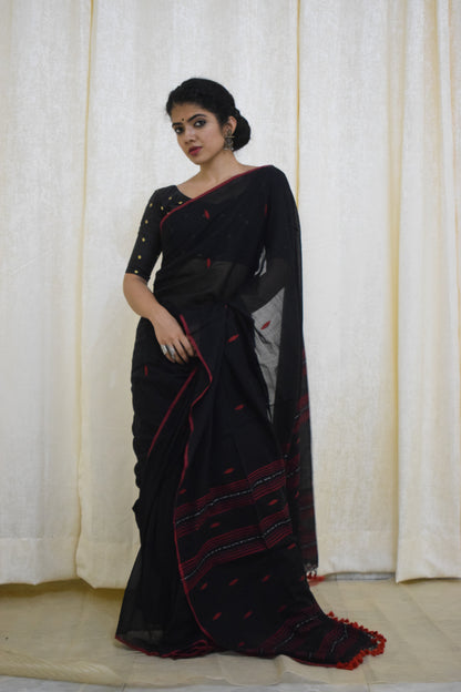 Sharvari: Black Mulmul Buti saree