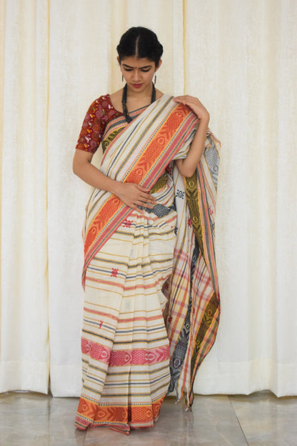 Rohini: Off-white & red Dhaniakhali cotton saree