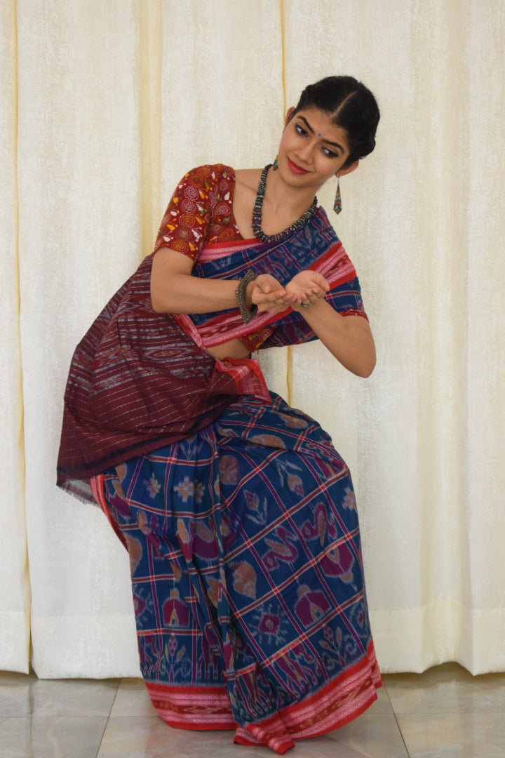 Tanmayi: Teal blue Nabakothi cotton saree