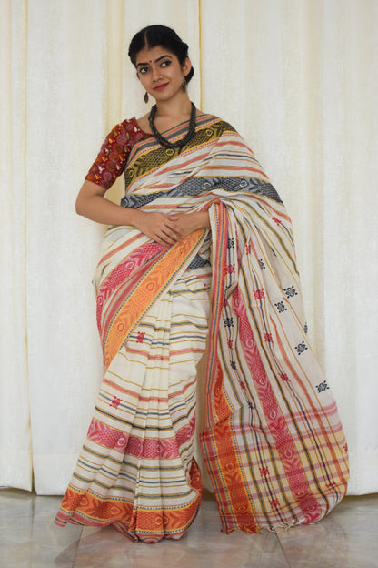 Rohini: Off-white & red Dhaniakhali cotton saree