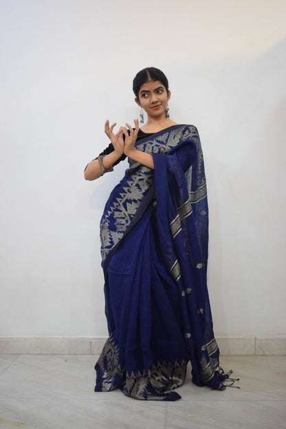 Chāndni- Blue Linen Jamdani Saree