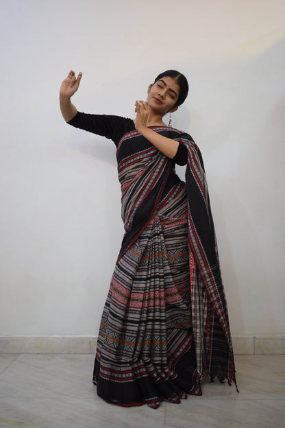 Abhisārika-Black Dhaniakhali cotton saree