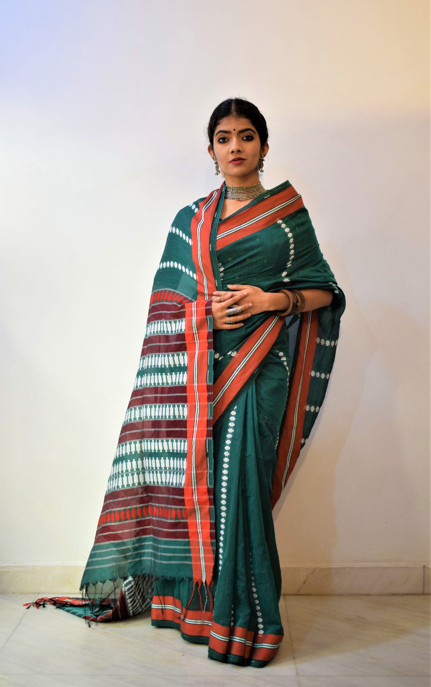 Ādarshini - Green Begumpuri Cotton Saree