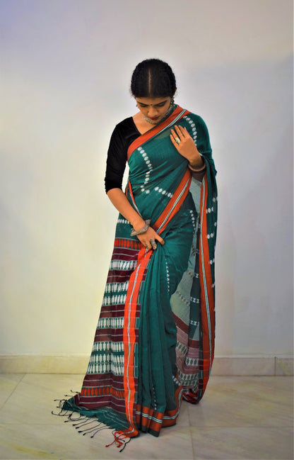 Ādarshini - Green Begumpuri Cotton Saree