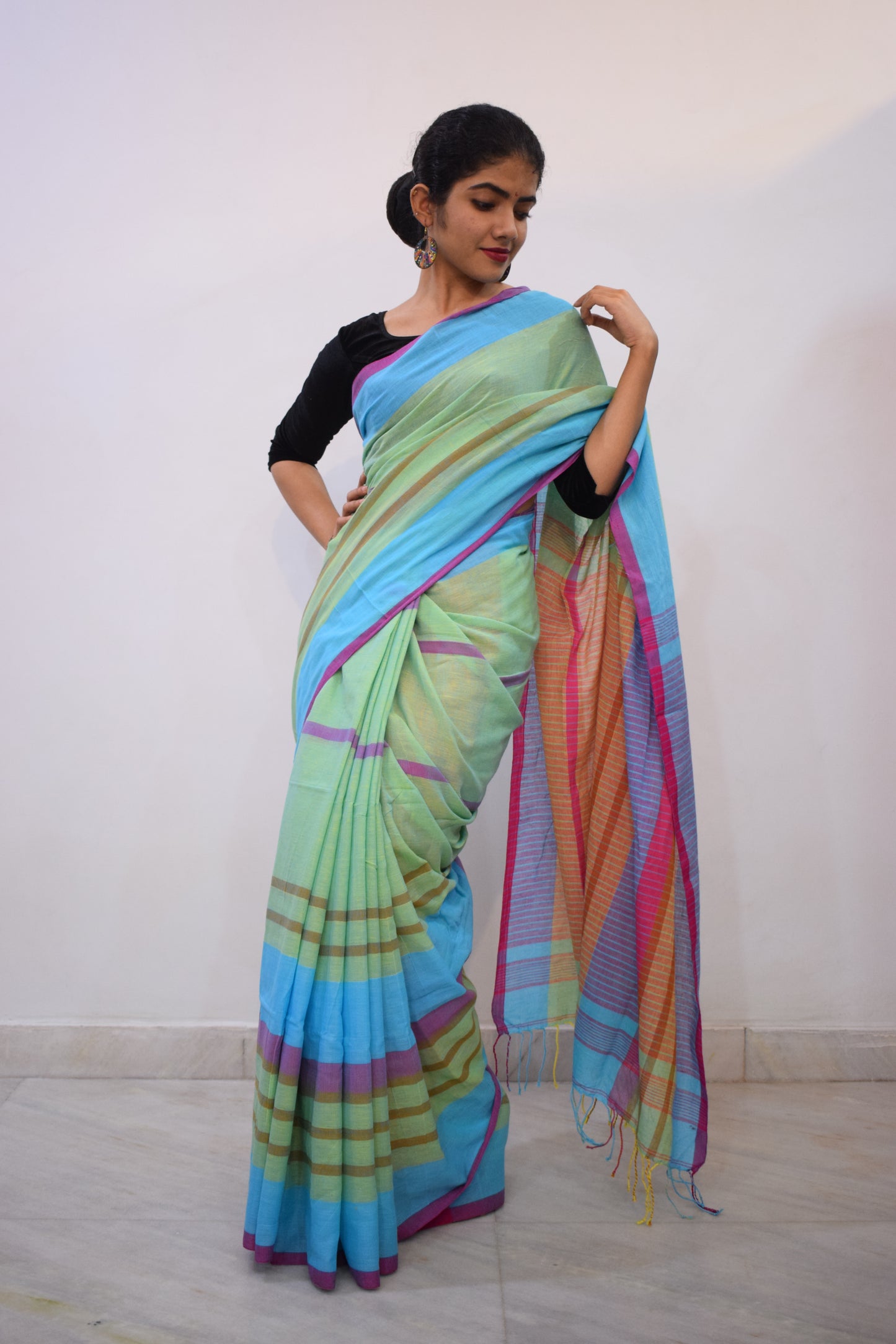 Sagarikā- Blue & Green Cotton Saree