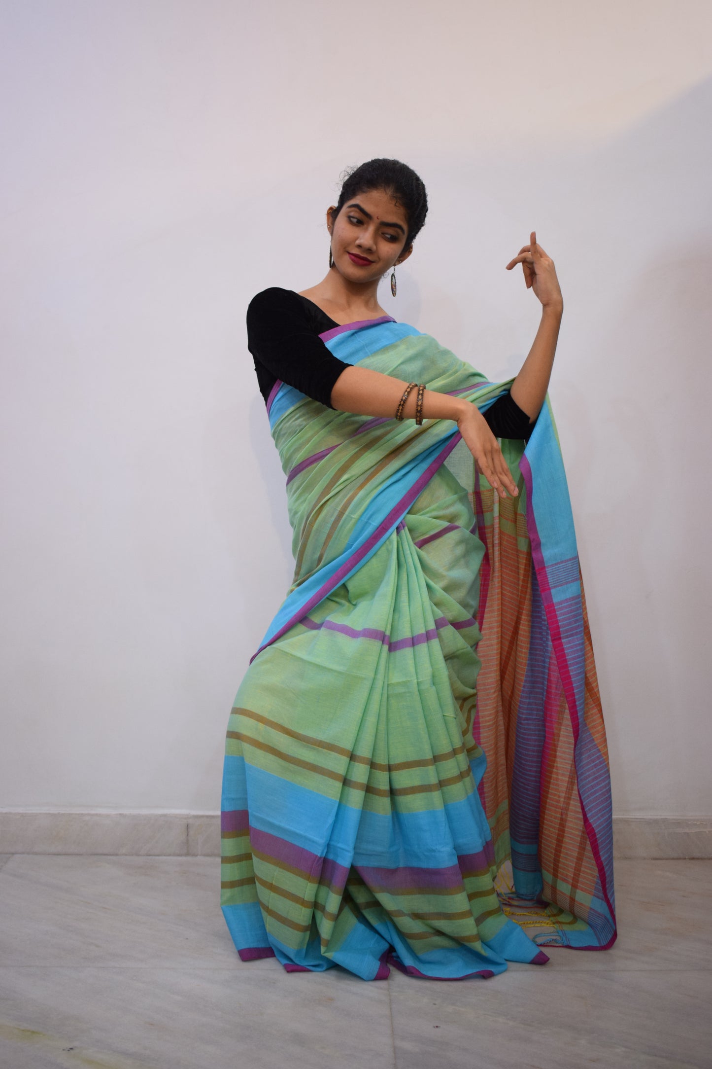 Sagarikā- Blue & Green Cotton Saree