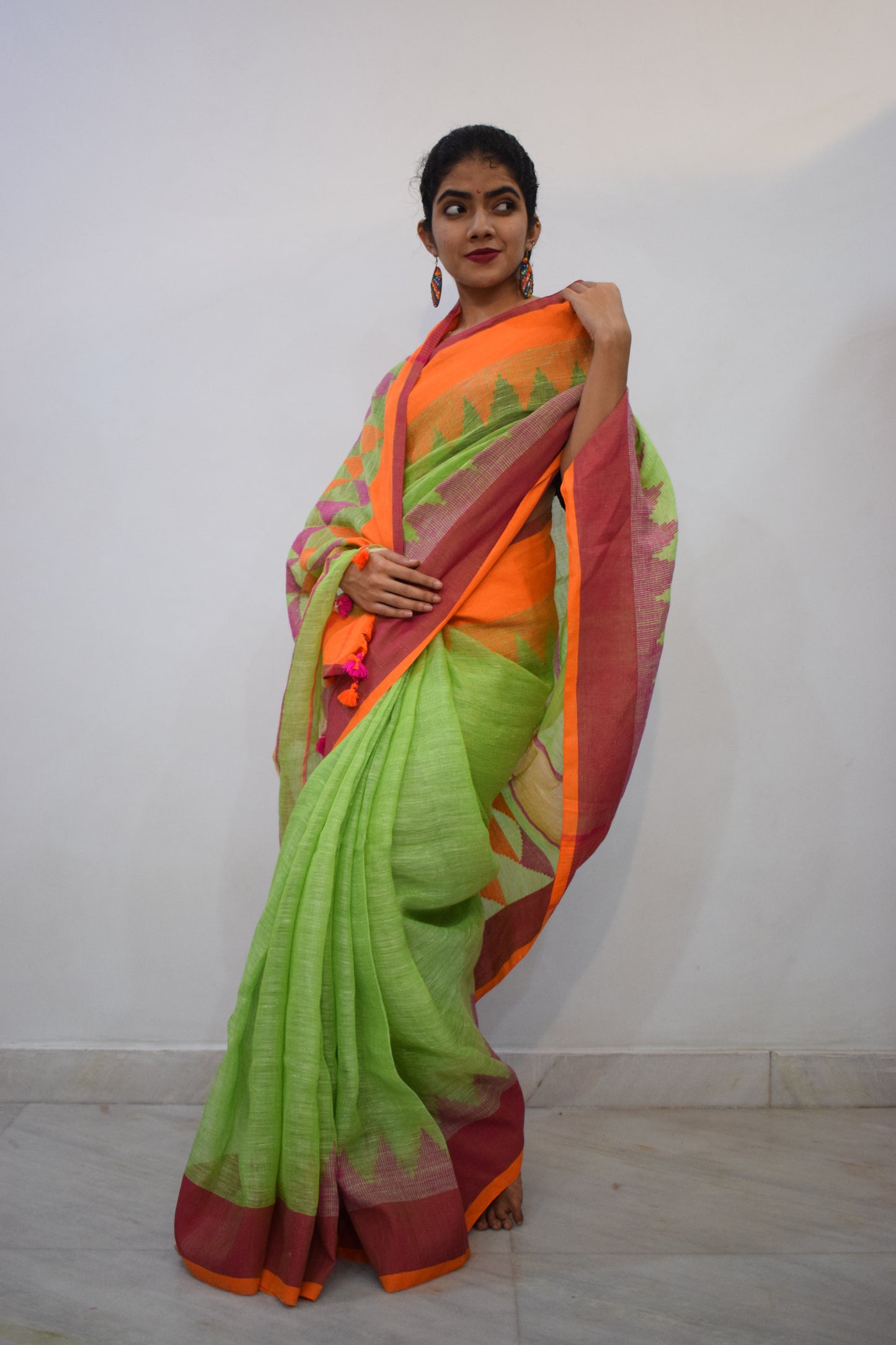 Mandira - Green & Orange Linen Jamdani Saree