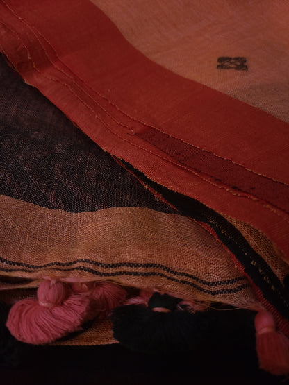 Vasudhākumāri- Peach & Rust Linen Jamdani Saree